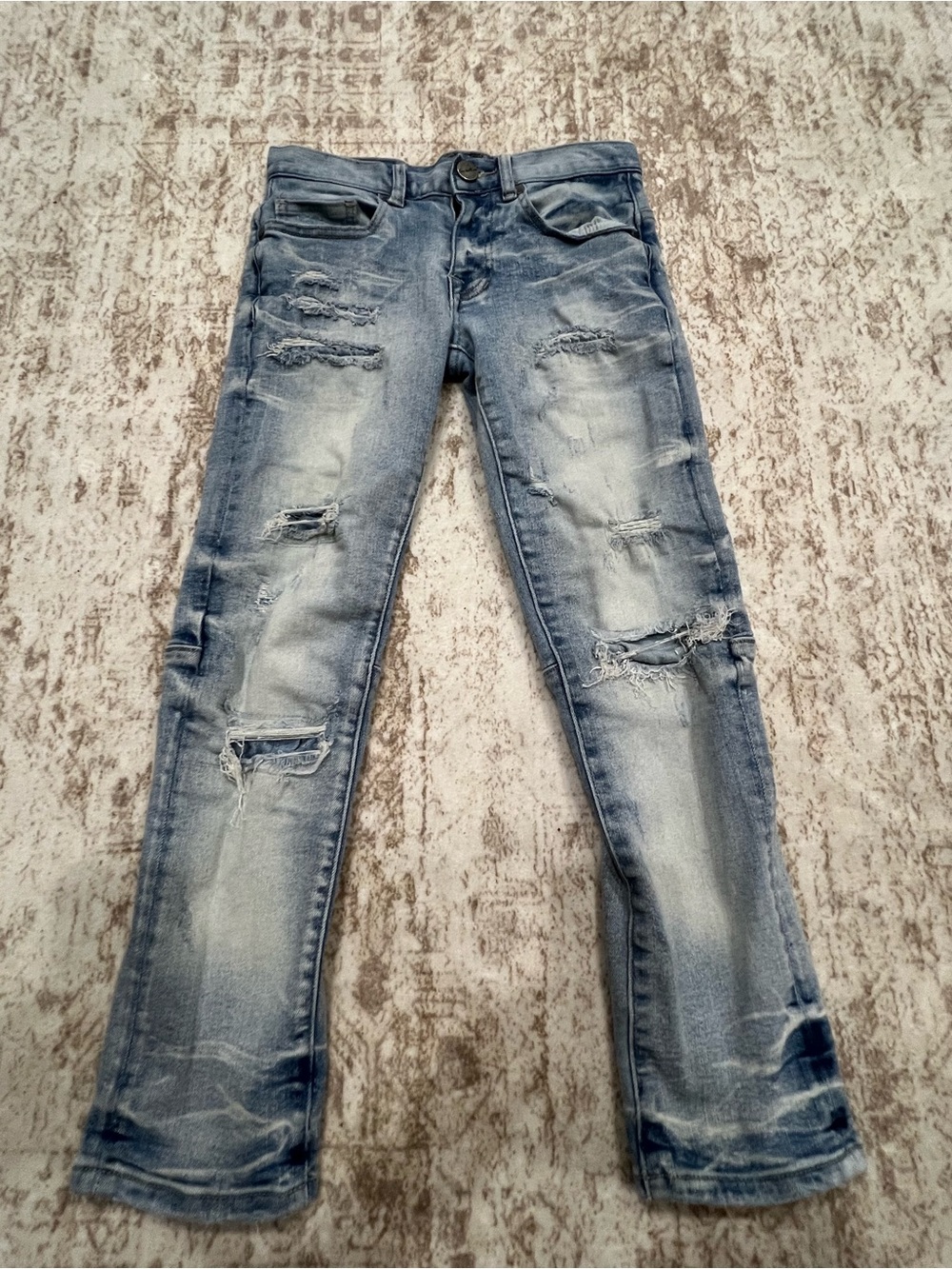 Distressed Light Blue Women’s Skinny Jeans